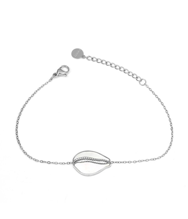 Pulsera fina plateada con concha cauri