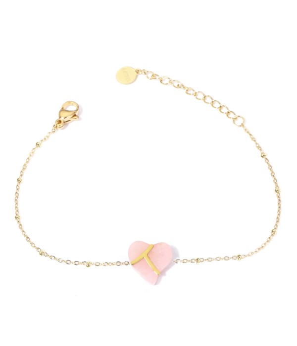 Pulseras doradas con corazones multicolores