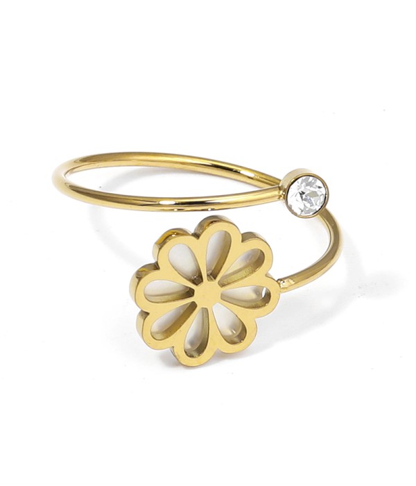 Anillo dorado con flor calada y circonita