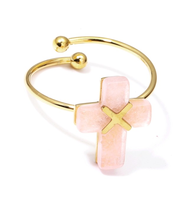 Anillos dorados con cruz multicolores