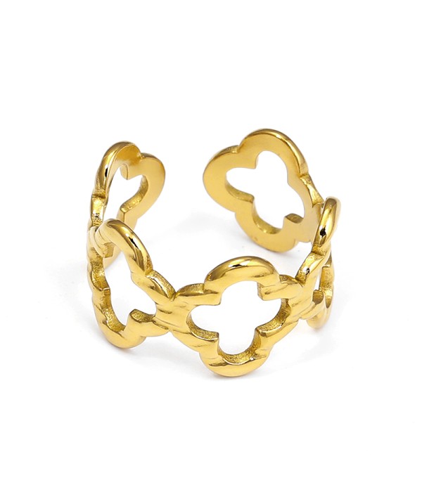 Anillo dorado con diseño calado de flores geométricas