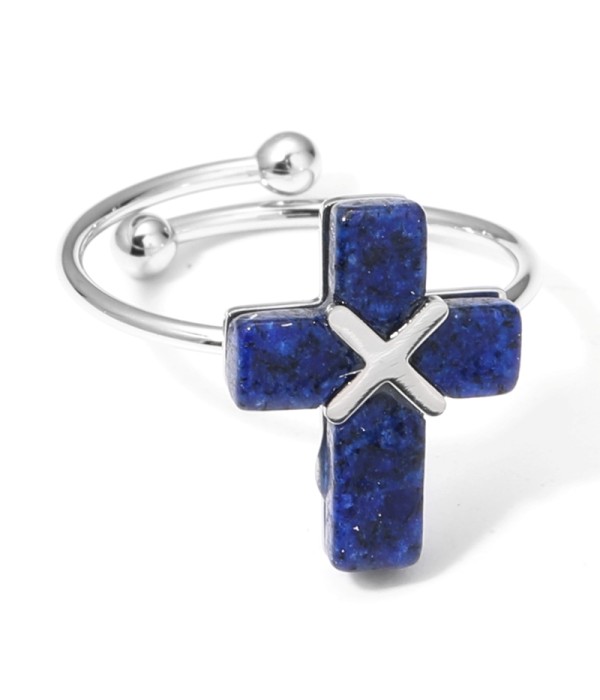 Anillos plateados con cruz multicolores