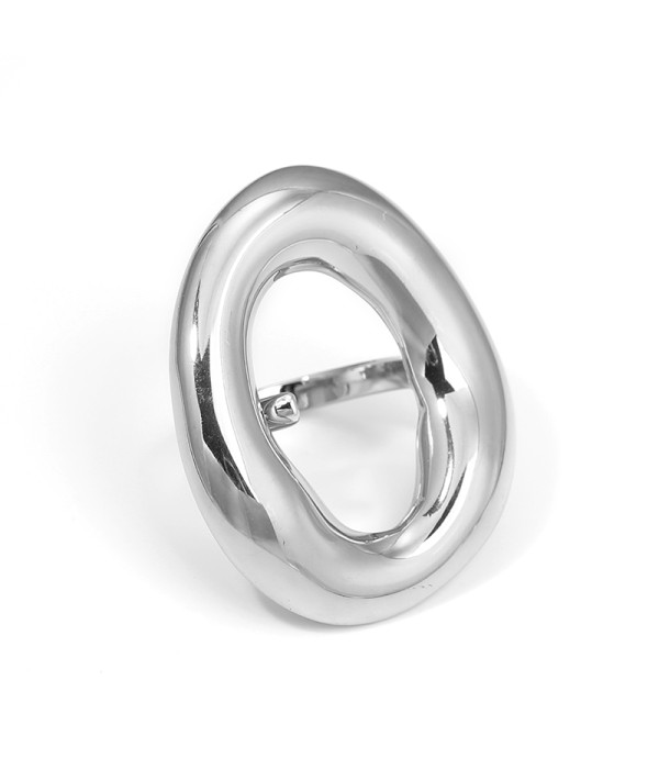 Anillo de diseño orgánico ovalado