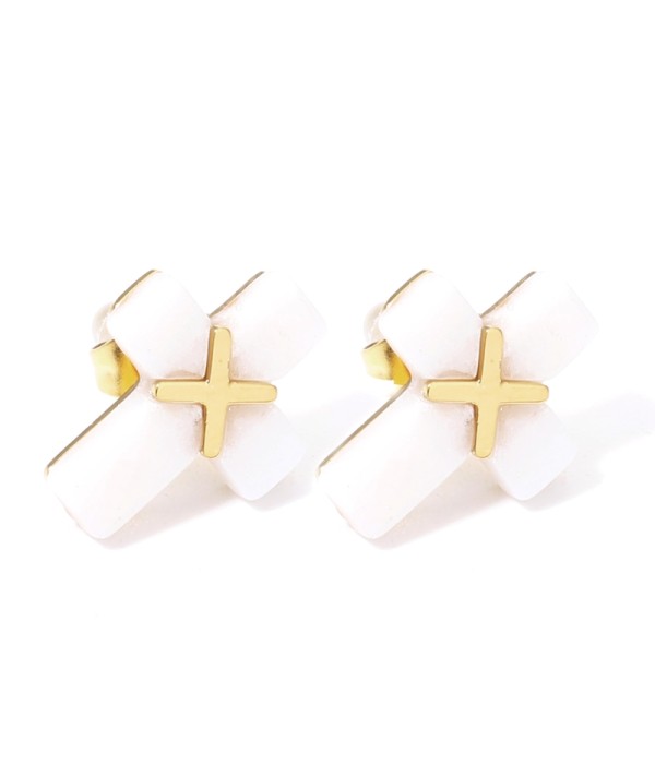 Pendientes dorados con cruz multicolores