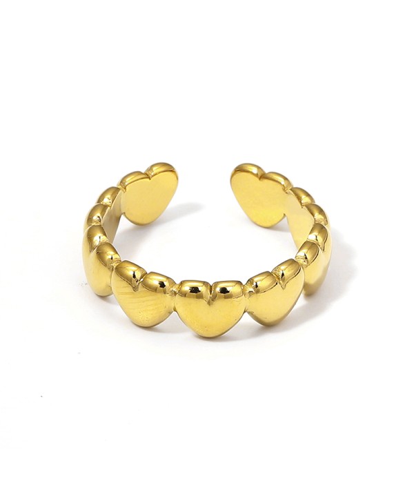 Anillo abierto dorado con diseño de corazones