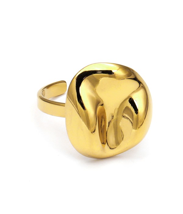 Anillo abierto dorado con diseño abstracto orgánico