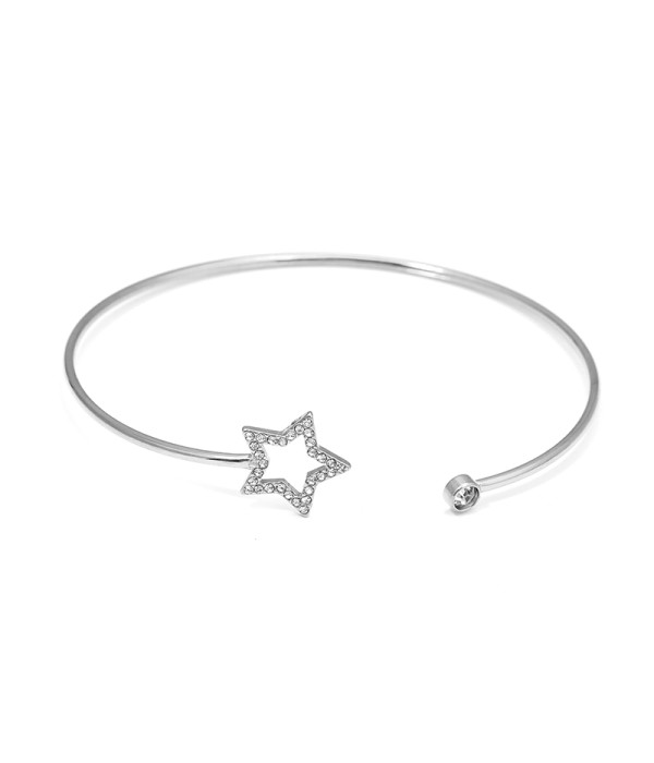 Pulsera rígida plateada con estrella de circonitas
