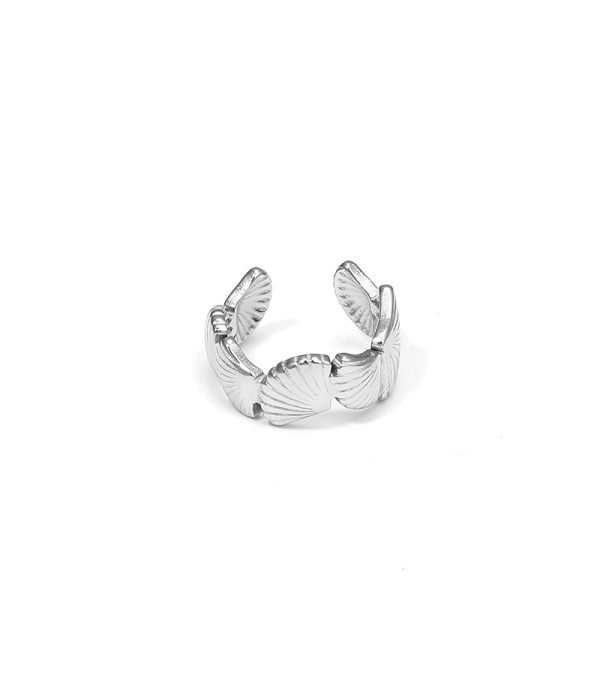 Clip de oreja con diseño de conchas 2