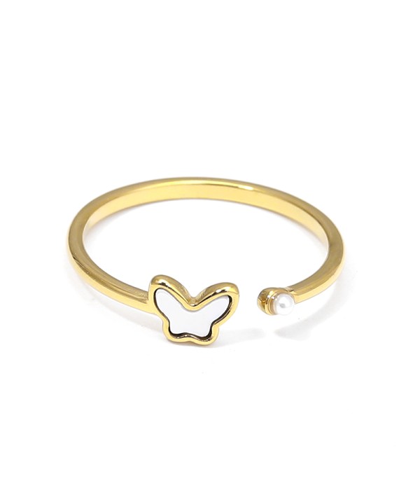 Anillo de mariposa con nácar