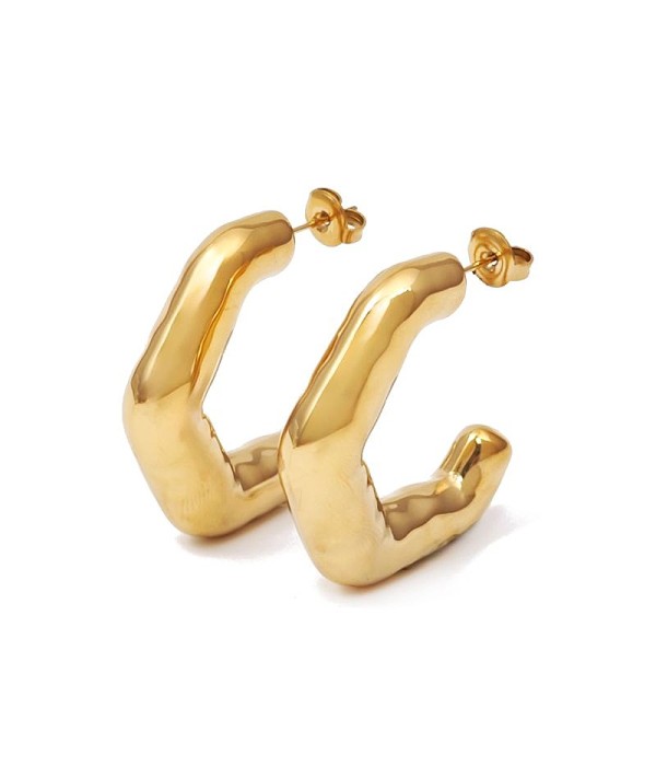 Pendientes de aro dorados geométricos con diseño irregular