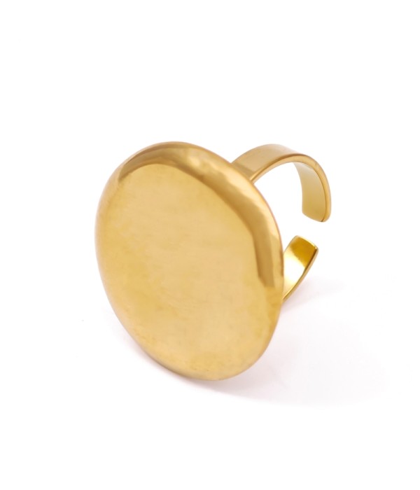 Anillo dorado con disco