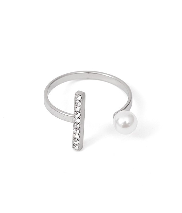 Anillo plateado con perla y barra de circonitas