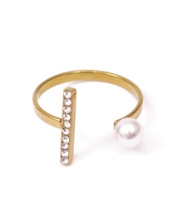 Anillo dorado con perla y barra de circonitas