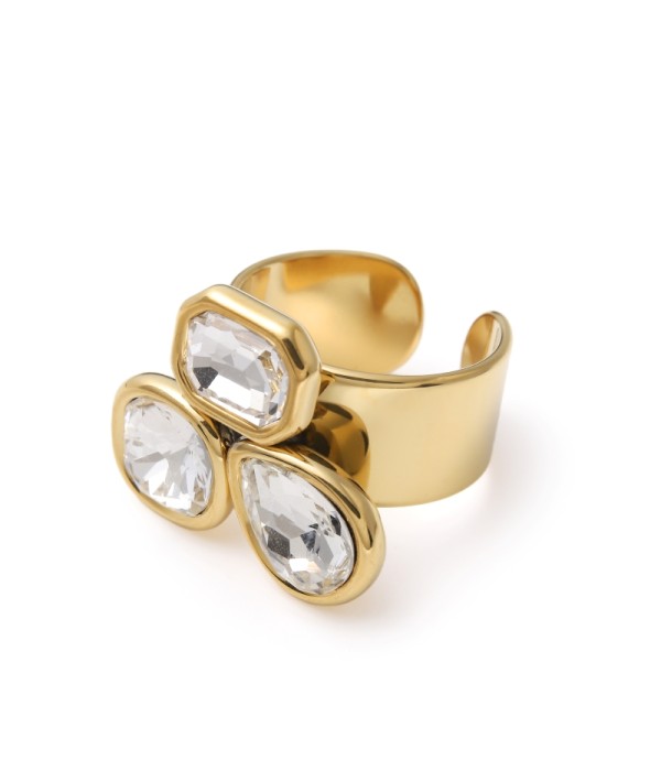 Anillo ancho con tres cristales brillantes