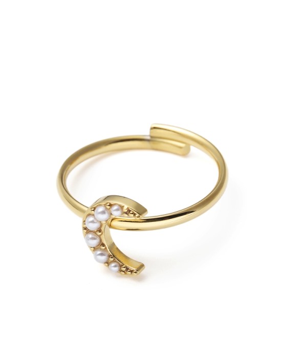Anillo dorado con luna de perlas