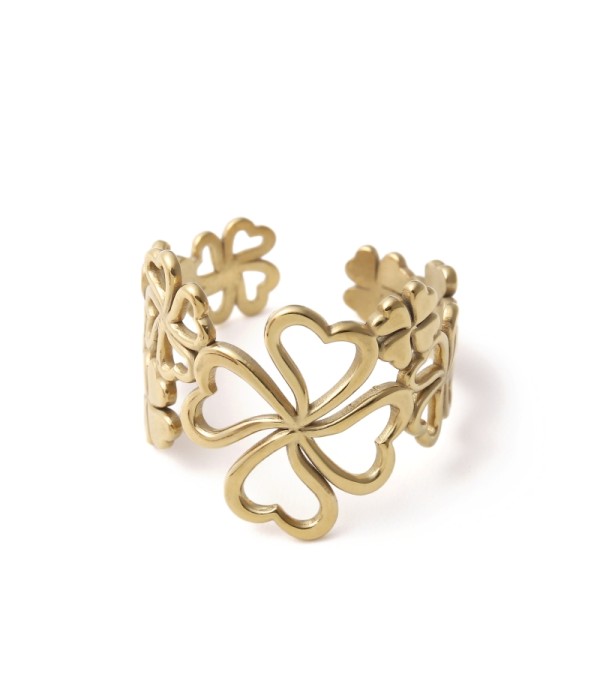 Anillo dorado calado de trébol de cuatro hojas