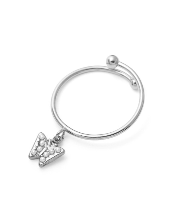 Anillo con colgante de mariposa de perlas