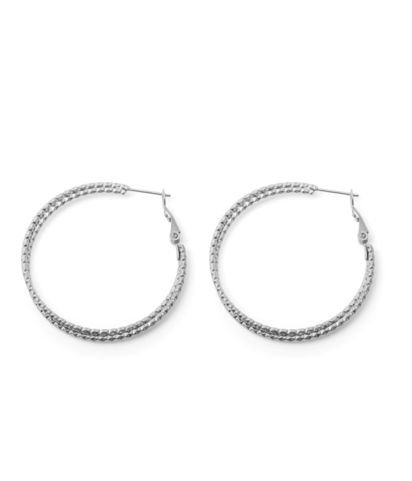 Pendientes de aro plateados con textura trenzada