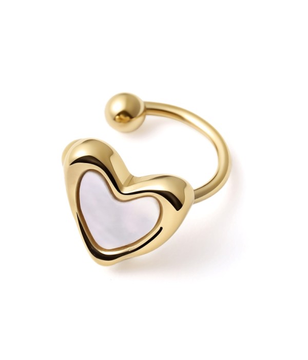Clip de oreja con corazón y nácar