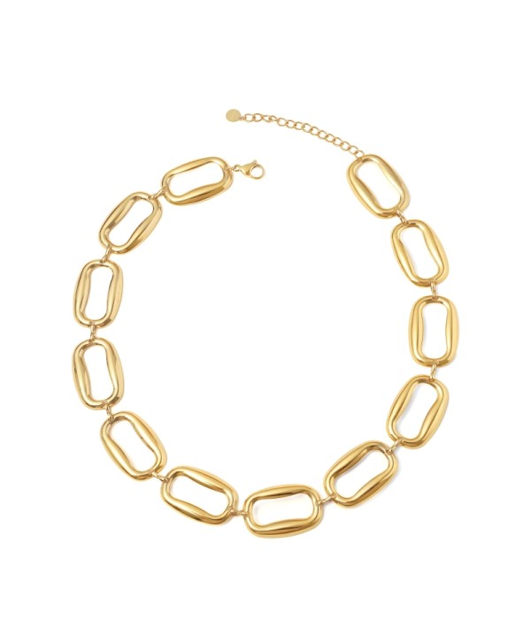 Collar dorado de eslabones rectangulares...