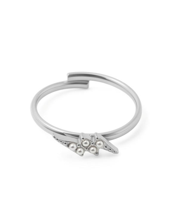 Anillo con rayo y perlas incrustadas