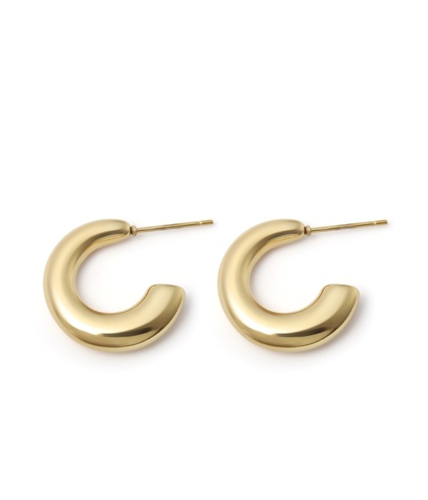 Pendientes de aro gruesos con diseño moderno