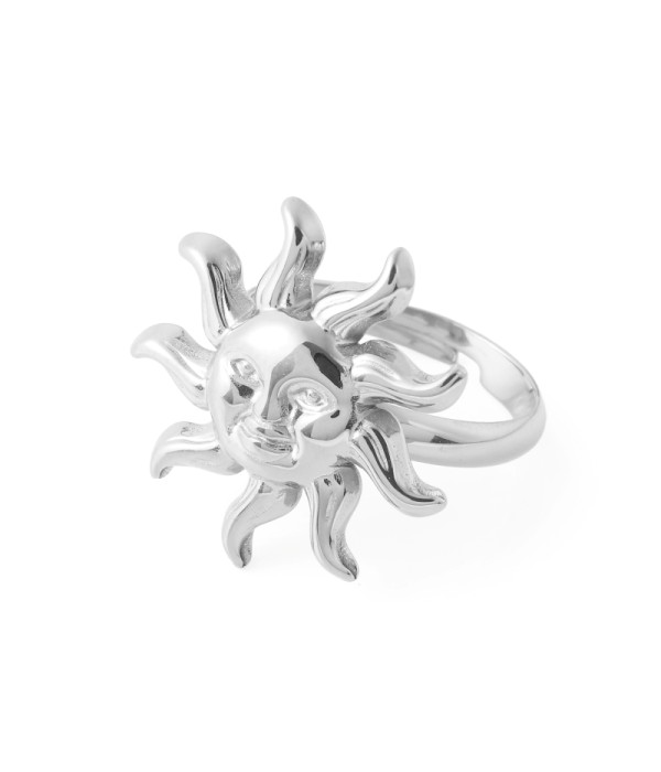 Anillo plateado con forma de sol