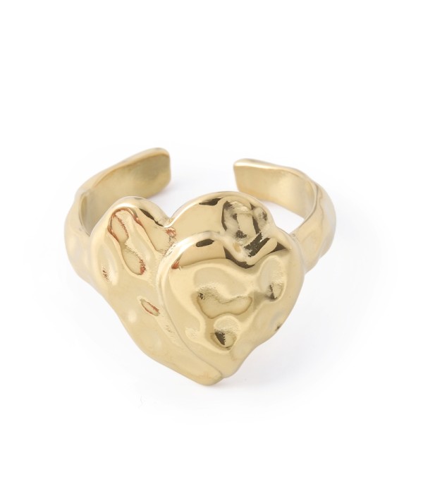 Anillo con forma de corazón