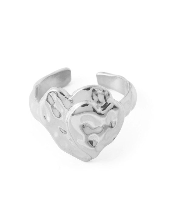 Anillo con forma de corazón