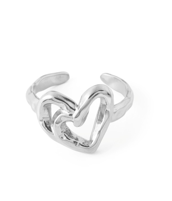 Anillo con diseño de corazón