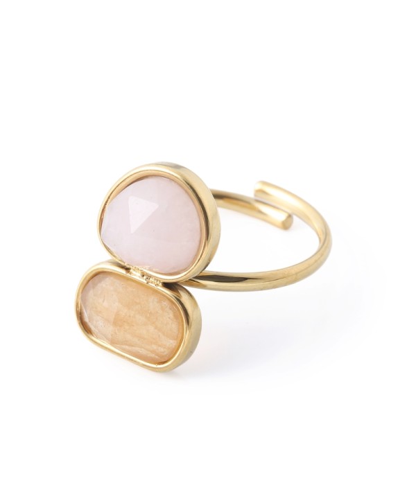 Anillo dorado con piedras tipo jade