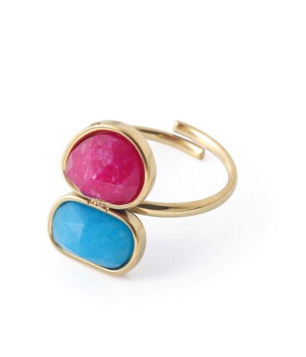 Anillo dorado con piedras tipo jade