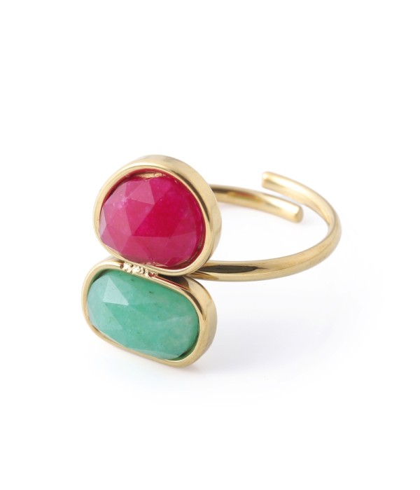 Anillo dorado con piedras tipo jade