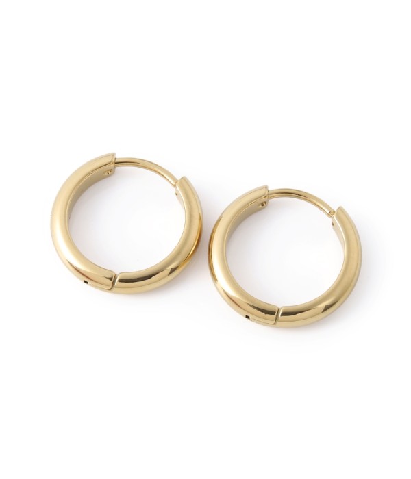 Pendientes de aro dorados con diseño simple 2