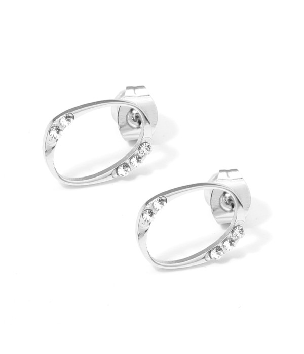 Pendientes plateados con óvalo y detalles en circonitas