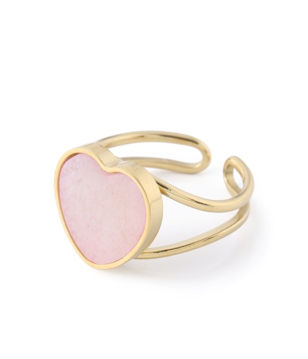 Anillo dorado con corazón de jade