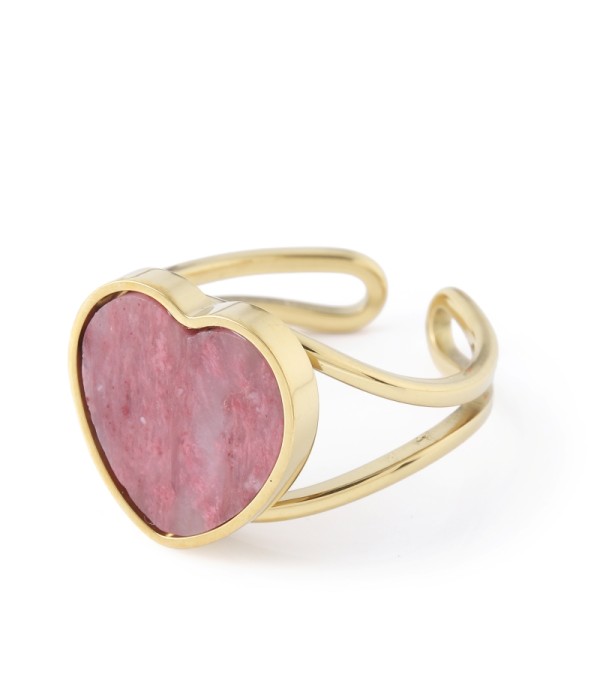 Anillo dorado con corazón de jade