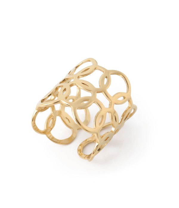 Anillo calado de diseño geométrico