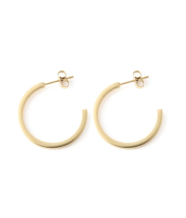 Pendientes de aro dorados con diseño minimalista