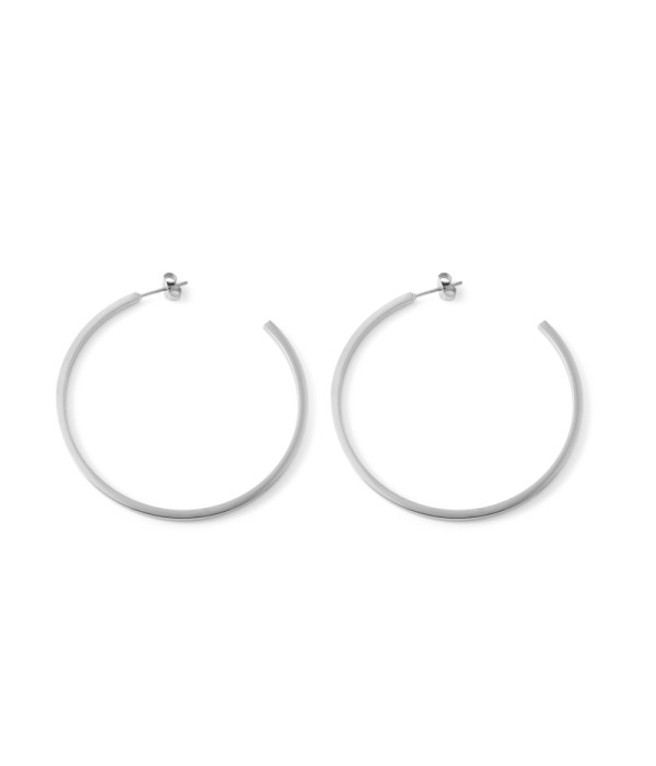 Pendientes de aro con diseño minimalista