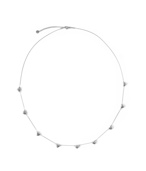 Collar minimalista con corazones 2