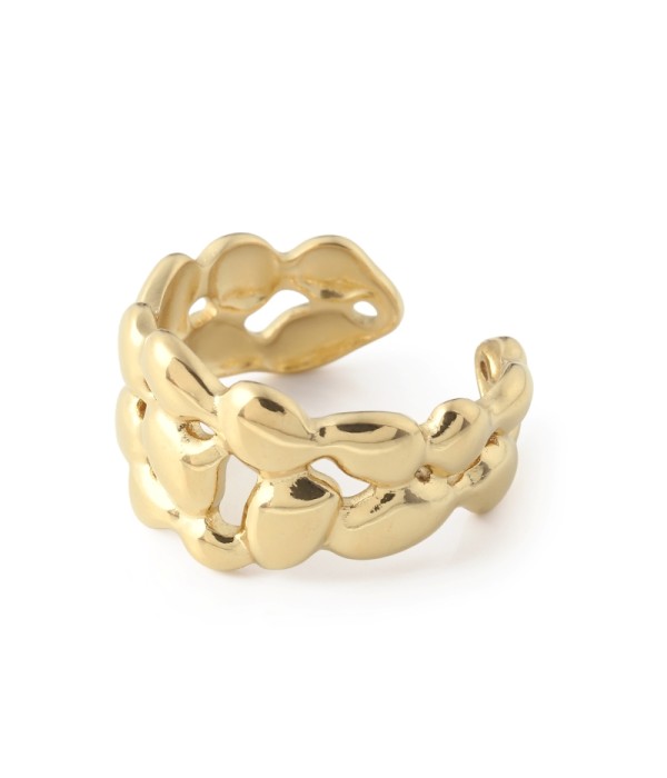 Anillo con formas entrelazadas