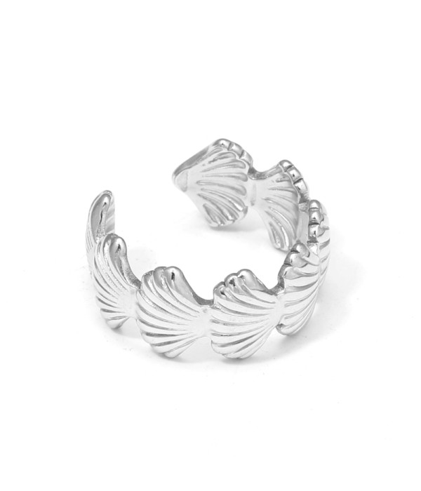 Anillo con diseño de conchas 2
