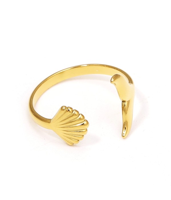 Anillo con diseño de concha y cola de pez