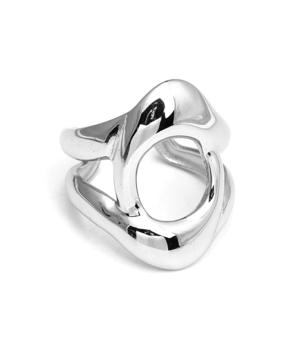 Anillo de óvalo moderno