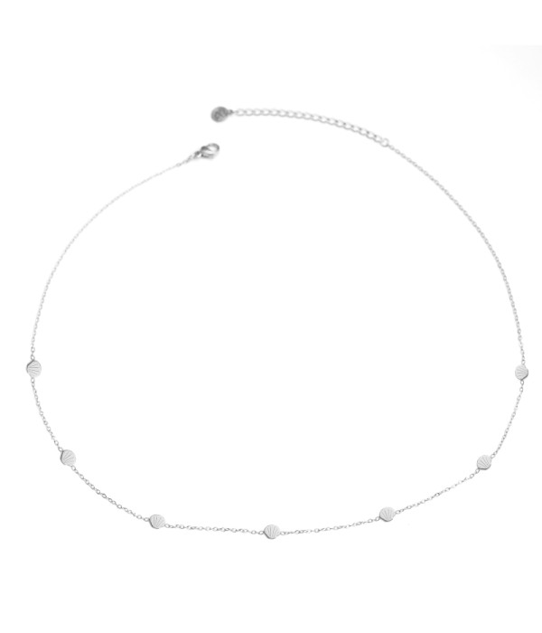 Collar plateado de concha