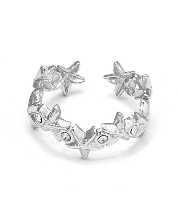 Anillo plateado de estrellas con circonitas