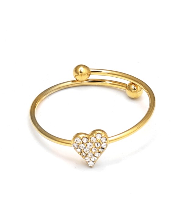 Anillo dorado con corazón y circonitas