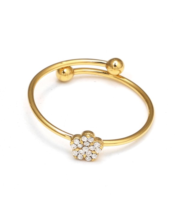 Anillo dorado con flor y circonitas