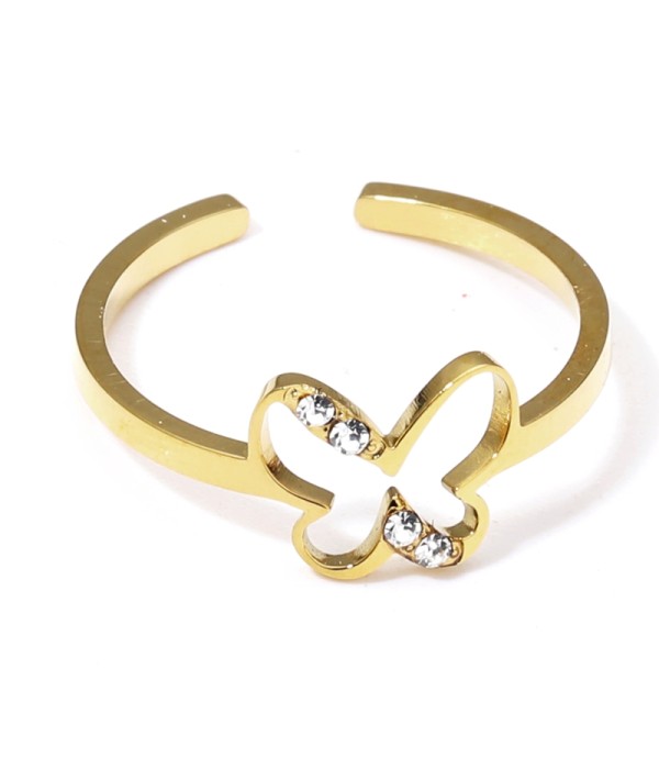 Anillo dorado con mariposa y detalles en circonitas